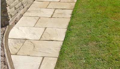 Riven yorkstone paving stone